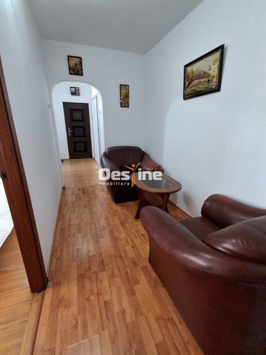 Apartament 3 Camere Decomandat - Mircea cel Batran