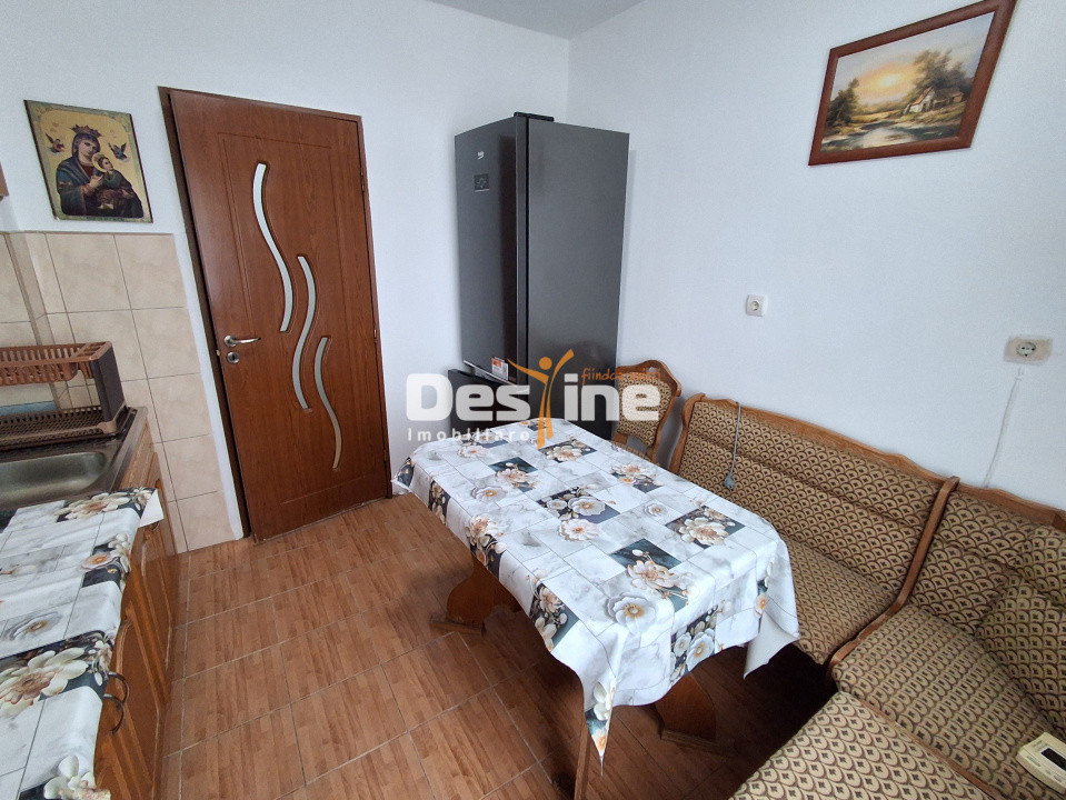 Apartament 3 Camere Decomandat - Mircea cel Batran