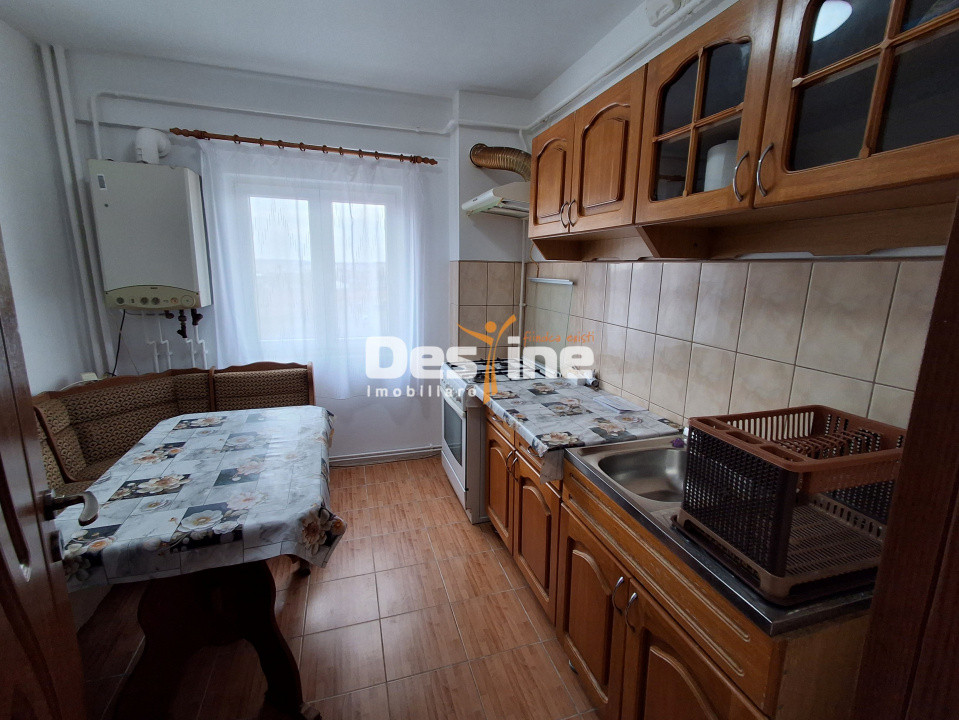 Apartament 3 Camere Decomandat - Mircea cel Batran