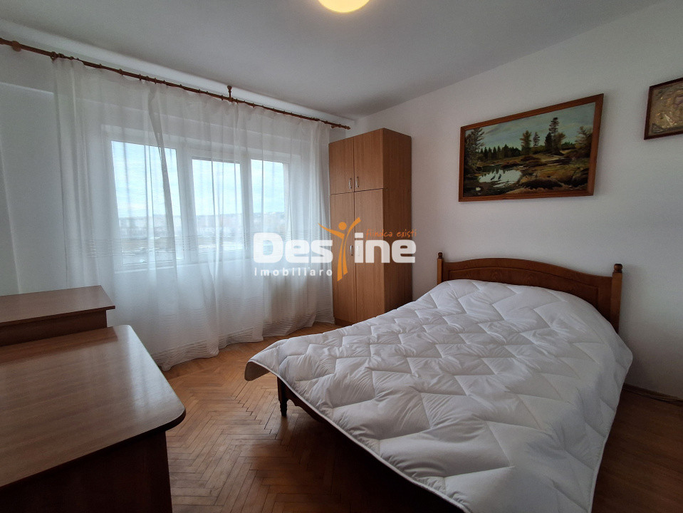 Apartament 3 Camere Decomandat - Mircea cel Batran