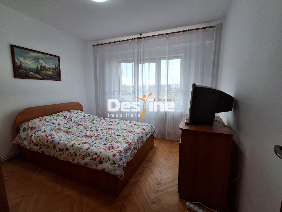 Apartament 3 Camere Decomandat - Mircea cel Batran