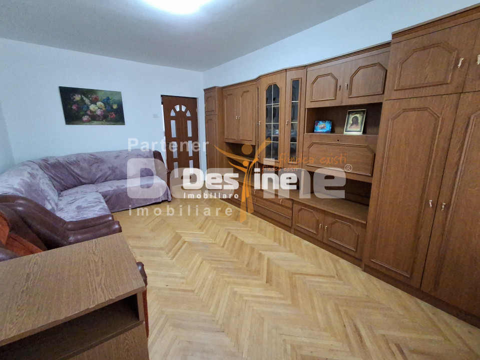 Apartament 3 Camere Decomandat - Mircea cel Batran