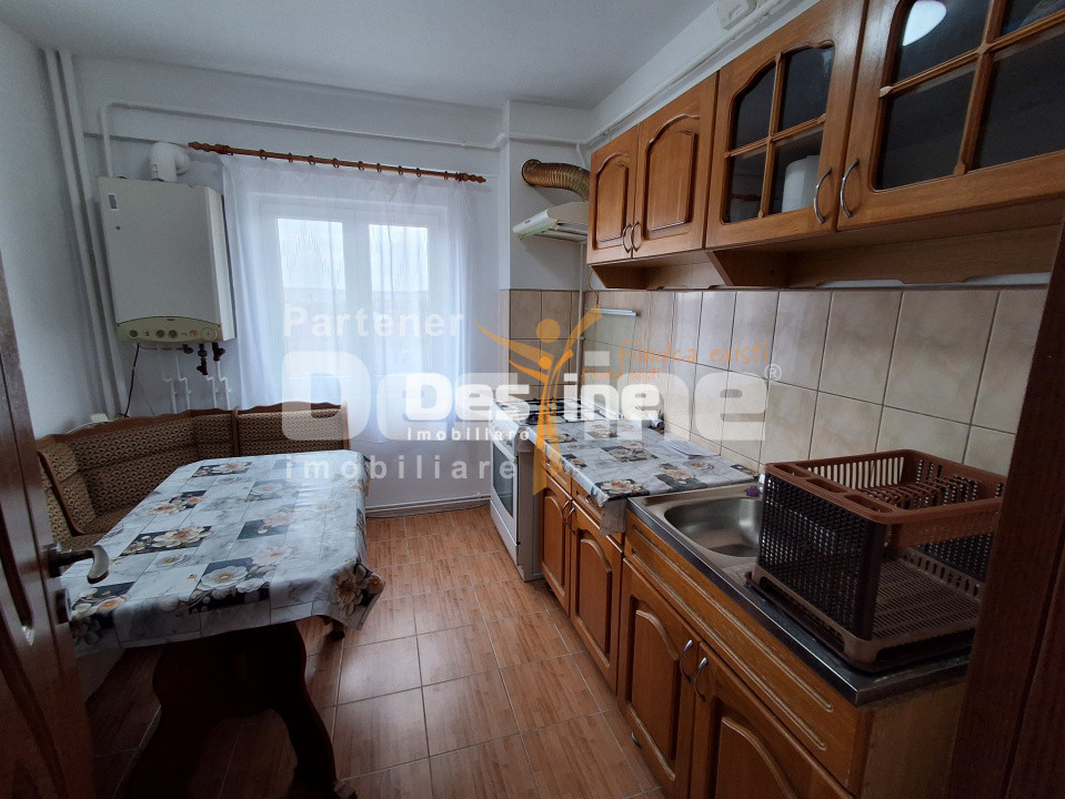 Apartament 3 Camere Decomandat - Mircea cel Batran