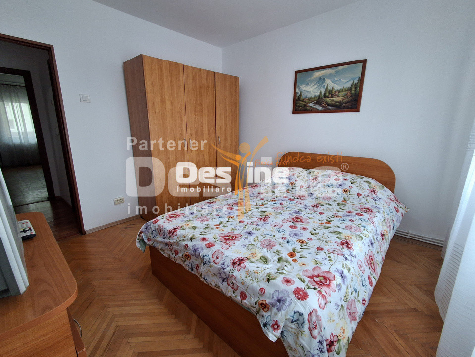 Apartament 3 Camere Decomandat - Mircea cel Batran