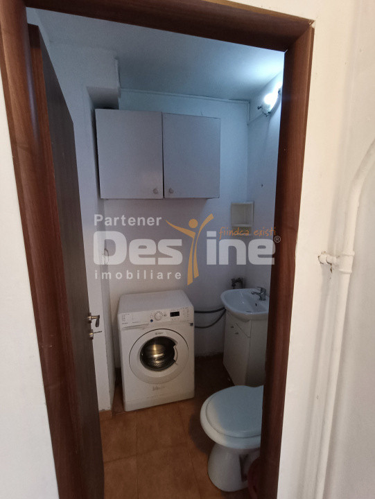 Apartament 3 camere, decomandat, langa Mall Vitan