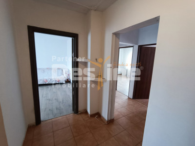 Apartament 3 camere, decomandat, langa Mall Vitan