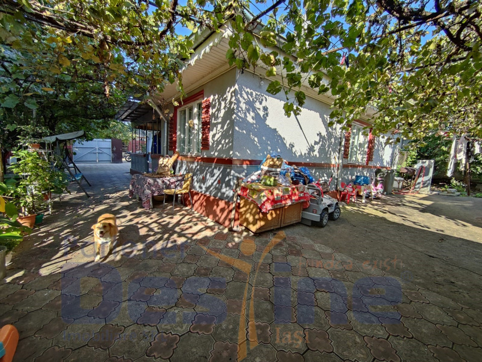 Casă bătrânească modernizată 74 mp + 73 mp anexe teren 585mp