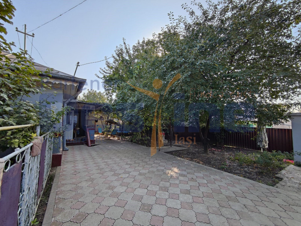 Casă bătrânească modernizată 74 mp + 73 mp anexe teren 585mp