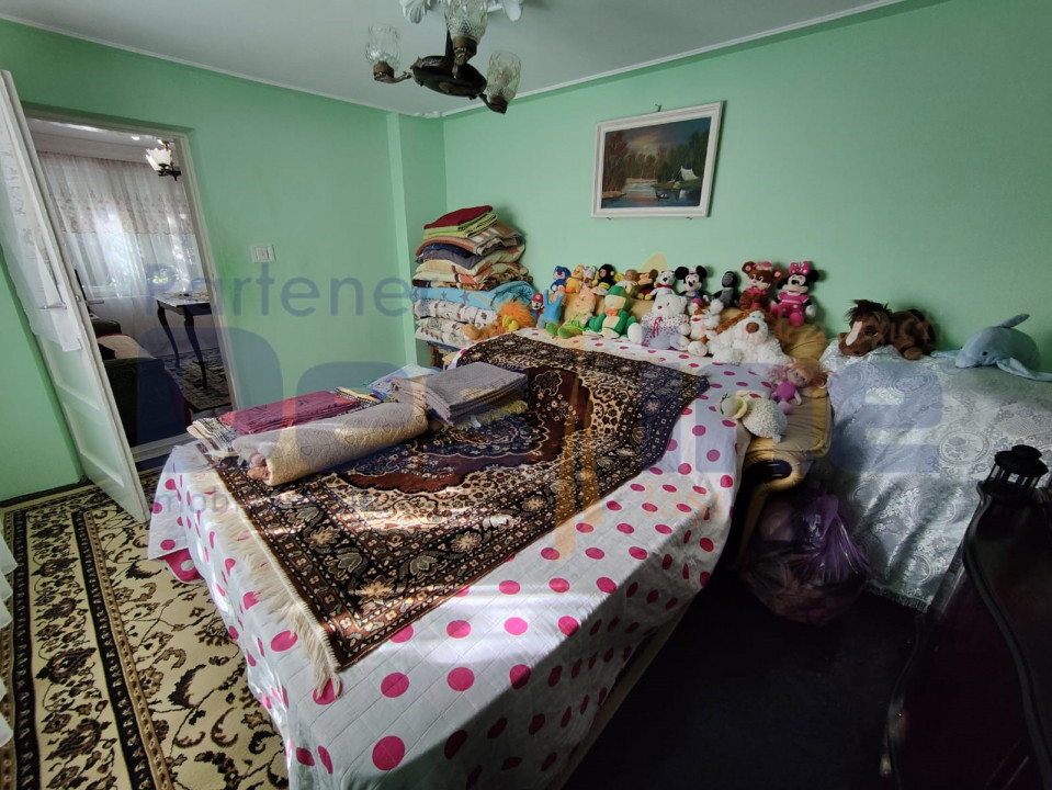 Casă bătrânească modernizată 74 mp + 73 mp anexe teren 585mp