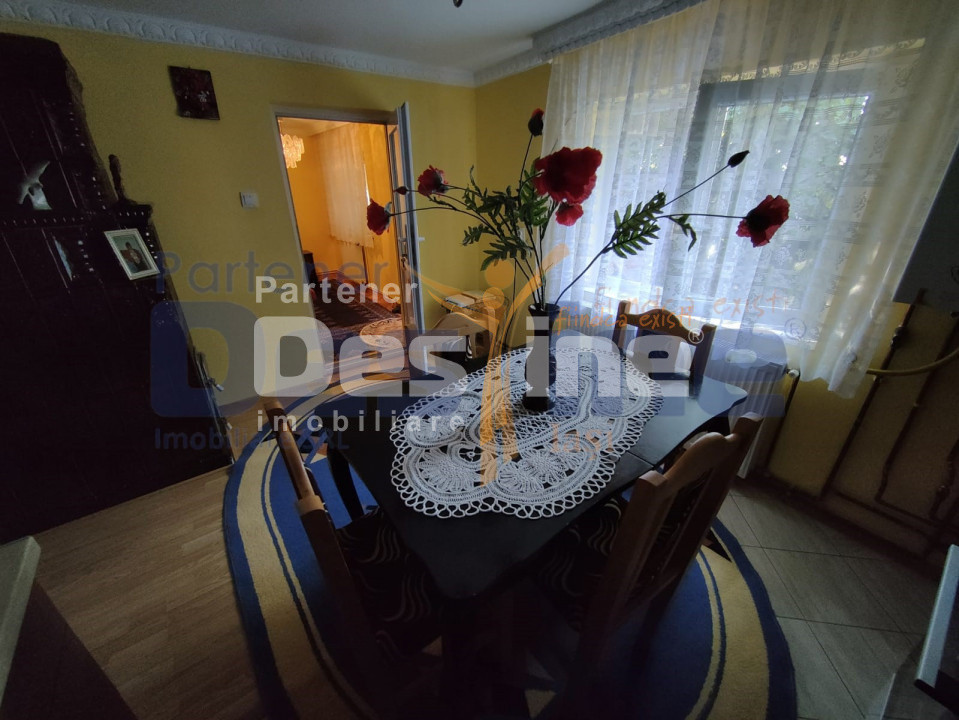 Casă bătrânească modernizată 74 mp + 73 mp anexe teren 585mp