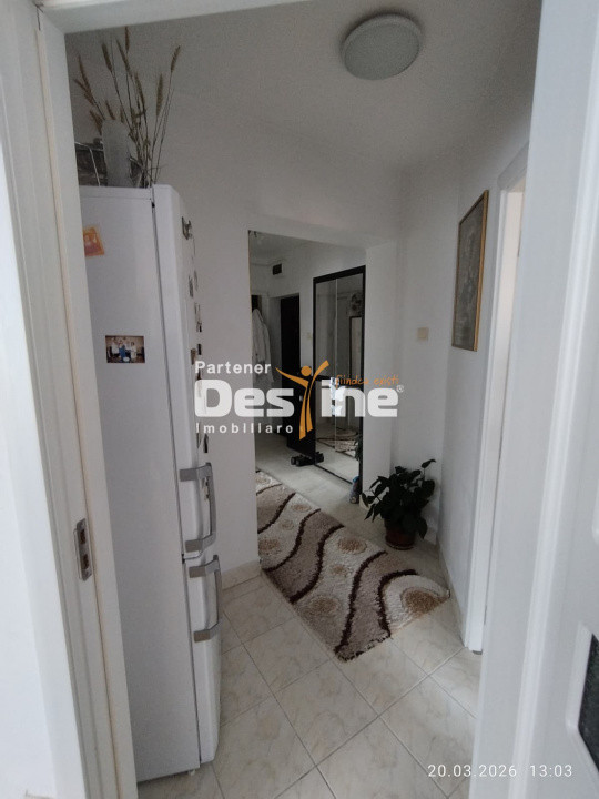Apartament de vânzare 2 camere, decomandat, zona ultra centrală, semi / mobilat