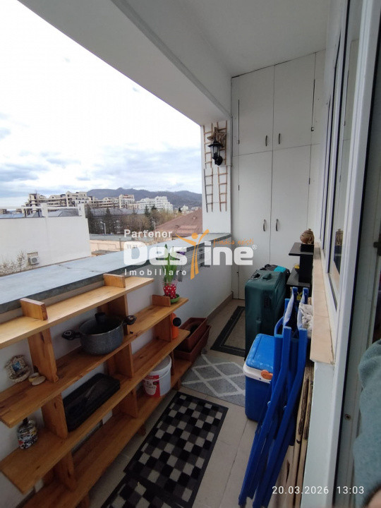 Apartament de vânzare 2 camere, decomandat, zona ultra centrală, semi / mobilat