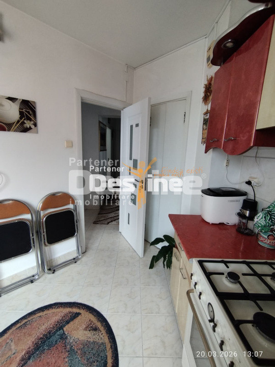 Apartament de vânzare 2 camere, decomandat, zona ultra centrală, semi / mobilat