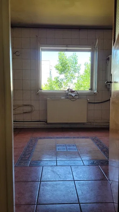 13 Septembrie-Parcul Sebastian | 3 cam | 82mp | et 5 | centrala | 133.000 euro