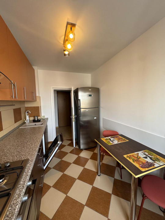 Banu Manta | 2 camere | et 8 | 54mp | renovat complet | 575 euro