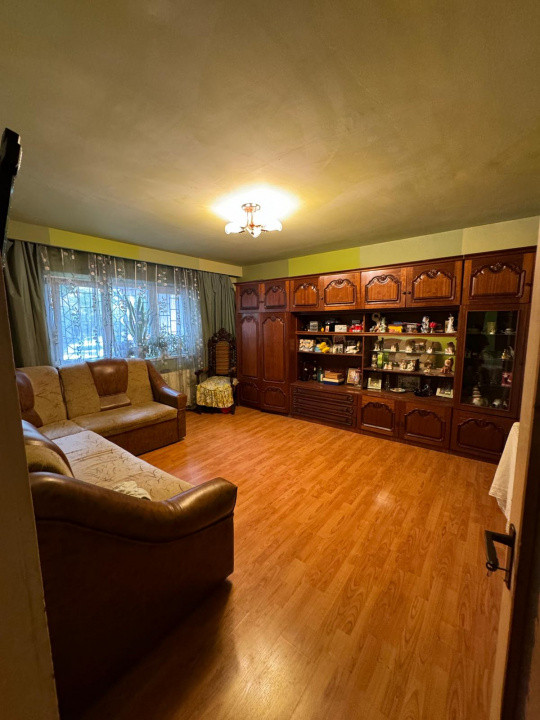 13 Septembrie-Prosper Plazza | 4 camere | 100mp | Parter | 200.000 euro