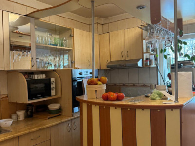 13 Septembrie-Prosper Plazza | 4 camere | 100mp | Parter | 200.000 euro