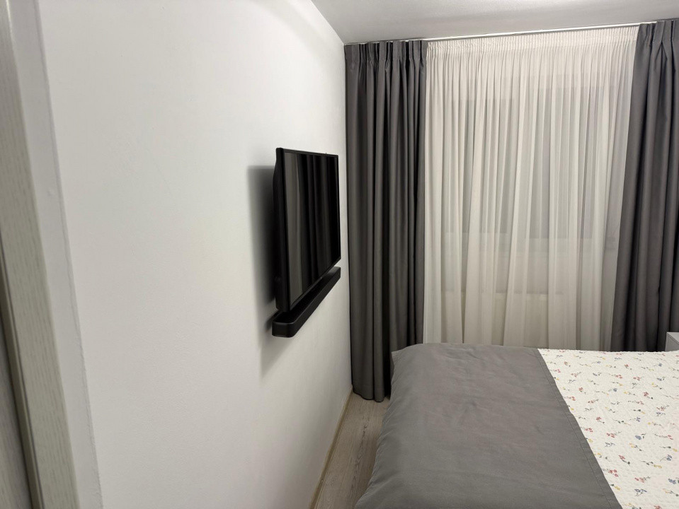 Apartament 2 camere mobilat/utilat, renovat recent, centrala proprie, Salaj