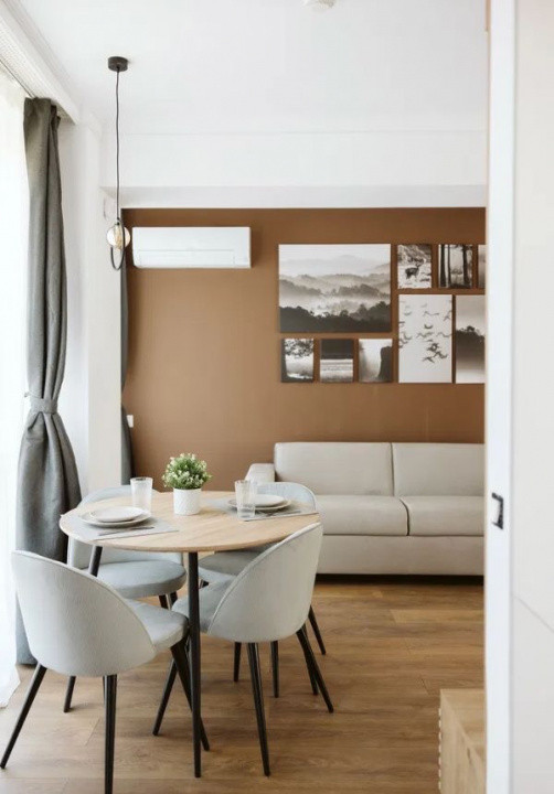 Hotel Marriott-Catedrala | 2 cam | 74mp + 107mp terasa | Mansarda | 296.000 euro