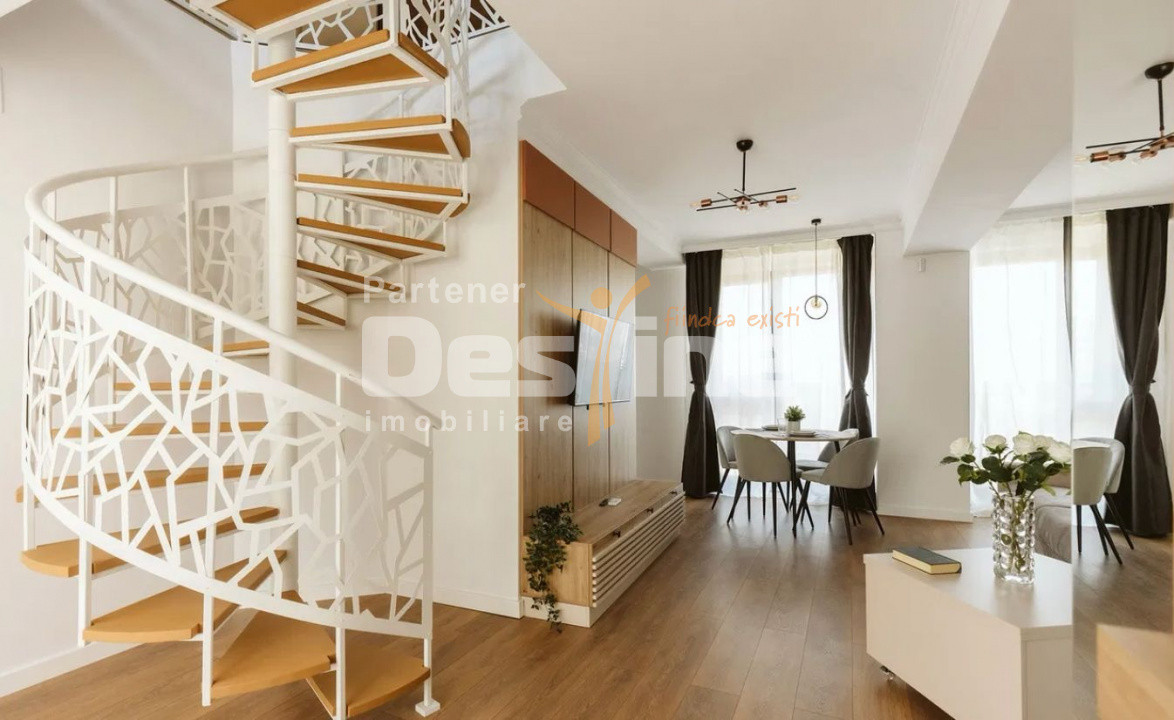 Hotel Marriott-Catedrala | 2 cam | 74mp + 107mp terasa | Mansarda | 296.000 euro