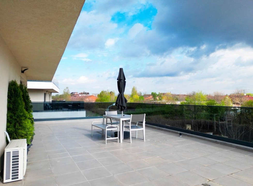 Hotel Marriott-Catedrala | 2 camere | 55mp + 81mp terasa | et 2 | 245.000 euro