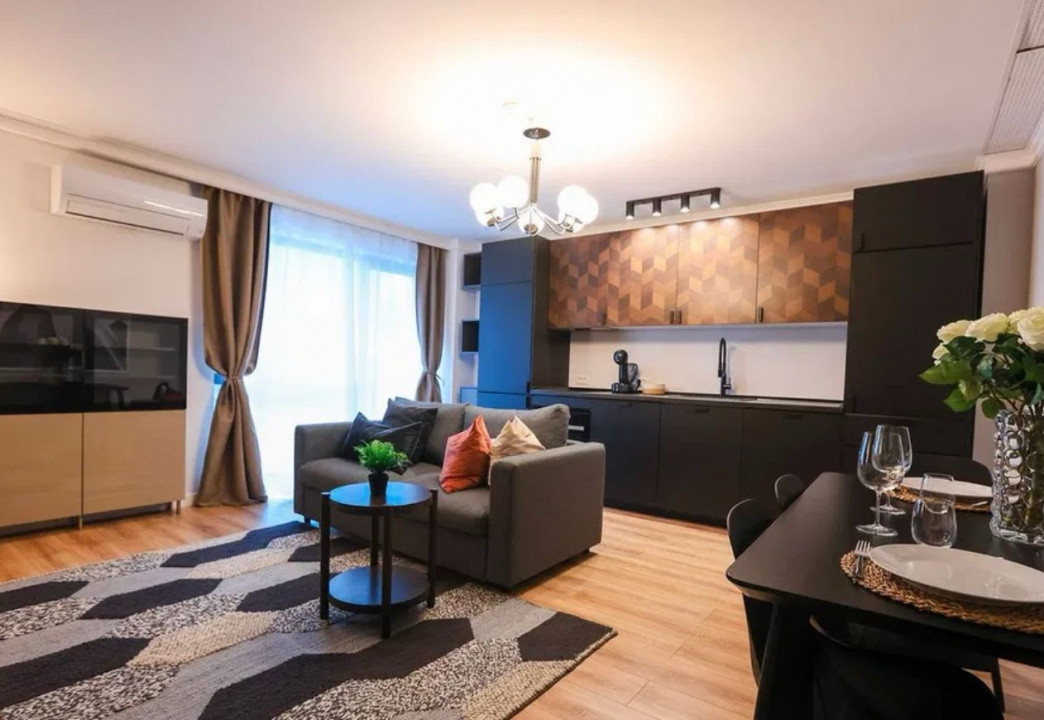 Hotel Marriott-Catedrala | 2 camere | 55mp + 81mp terasa | et 2 | 245.000 euro