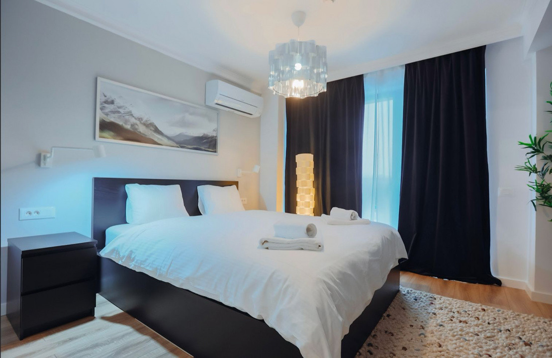 Hotel Marriott-Catedrala | 2 camere | 55mp + 81mp terasa | et 2 | 245.000 euro