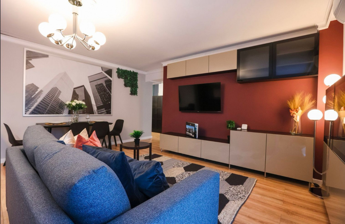 Hotel Marriott-Catedrala | 2 camere | 55mp + 81mp terasa | et 2 | 245.000 euro