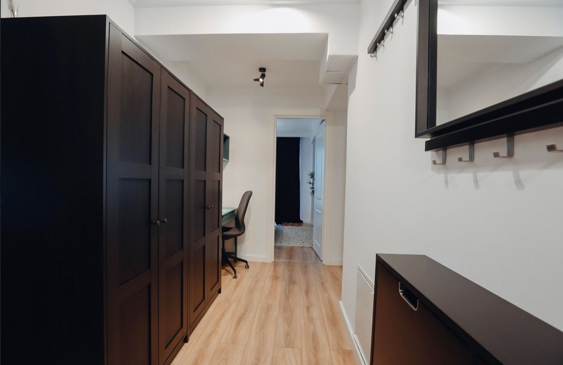 Hotel Marriott-Catedrala | 2 camere | 55mp + 81mp terasa | et 2 | 245.000 euro