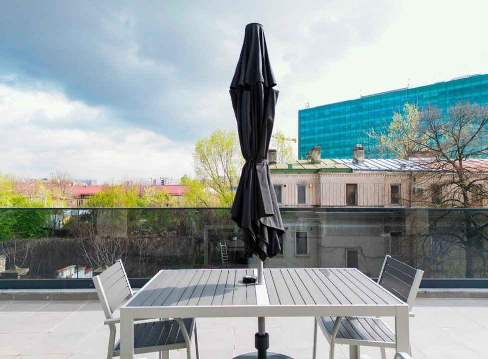 Hotel Marriott-Catedrala | 2 camere | 55mp + 81mp terasa | et 2 | 245.000 euro