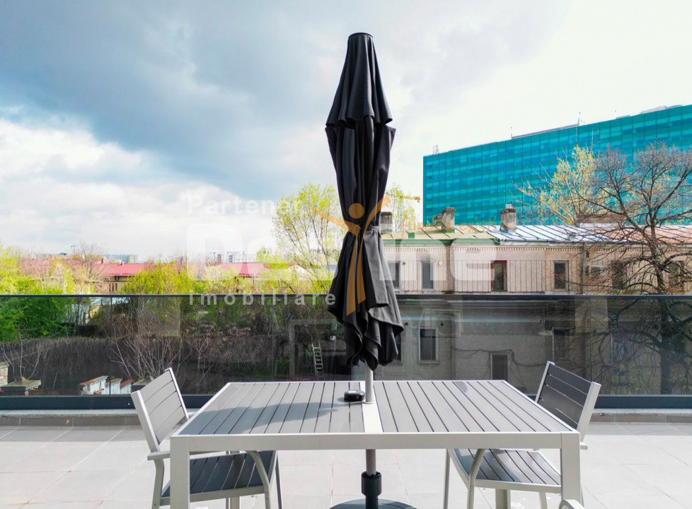 Hotel Marriott-Catedrala | 2 camere | 55mp + 81mp terasa | et 2 | 245.000 euro
