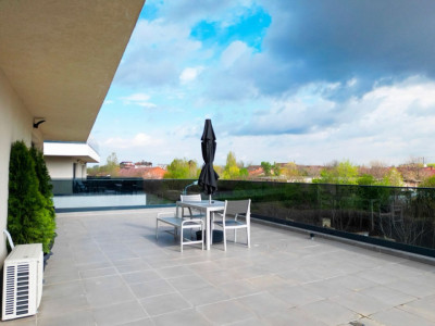 Hotel Marriott-Catedrala | 2 camere | 55mp + 81mp terasa | et 2 | 245.000 euro