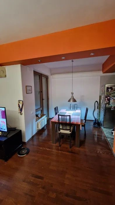 13 Septembrie | 2 camere | 85mp | dec | et 3 | bloc 2008 | 150.000 euro