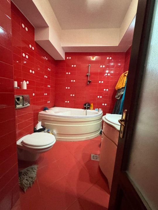 13 Septembrie | 2 camere | 85mp | dec | et 3 | bloc 2008 | 150.000 euro