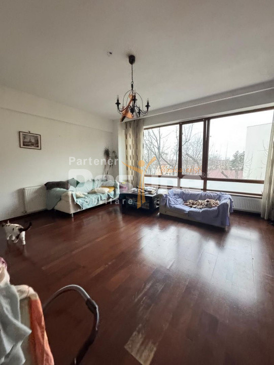 13 Septembrie | 2 camere | 85mp | dec | et 3 | bloc 2008 | 150.000 euro