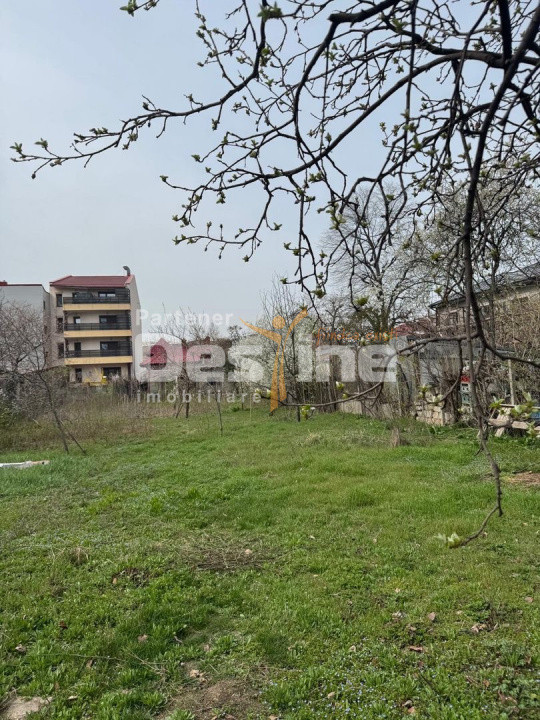 Teren 1553 mp – Oportunitate imobiliară în zonă cu regim P+1 | 1.600.000 euro