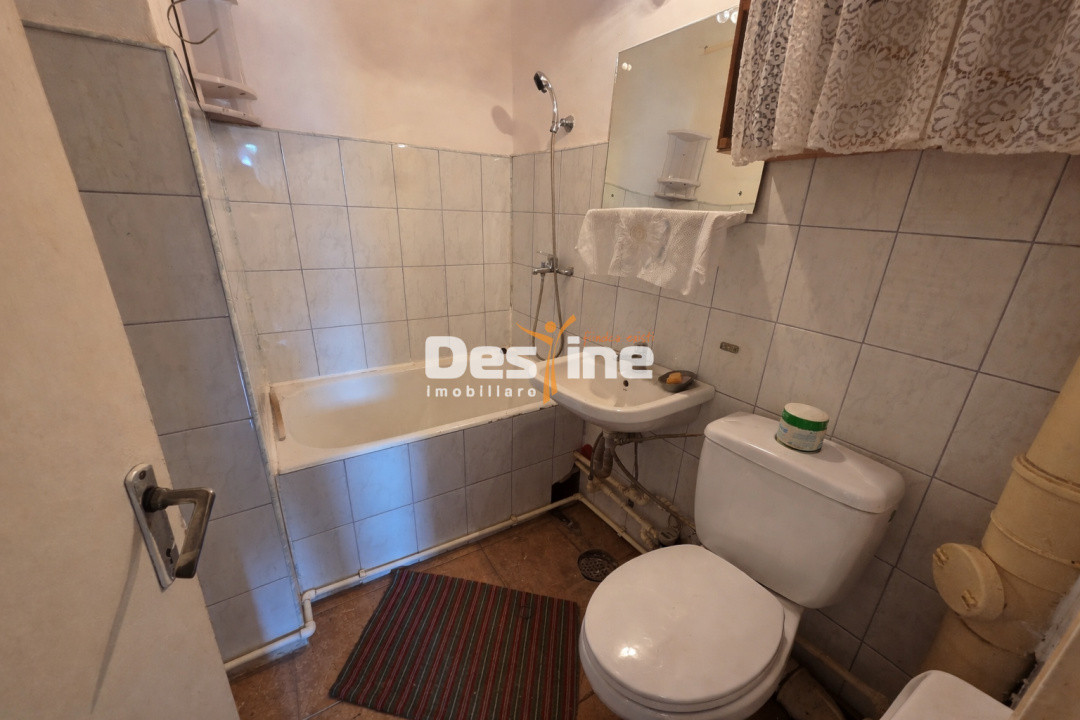 APARTAMENT 2 CAMERE, DECOMANDAT,  MIRCEA CEL BATRAN, 69.990 EURO