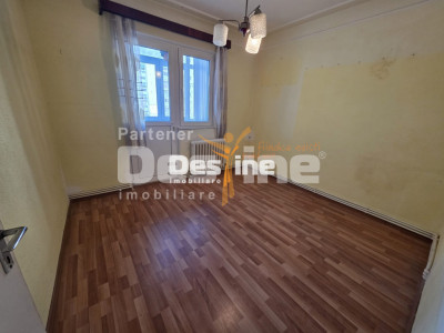 APARTAMENT 2 CAMERE, DECOMANDAT,  MIRCEA CEL BATRAN, 69.990 EURO