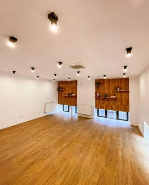 Calea Victoriei I Vila Monument Istoric I Consolidata si Renovata