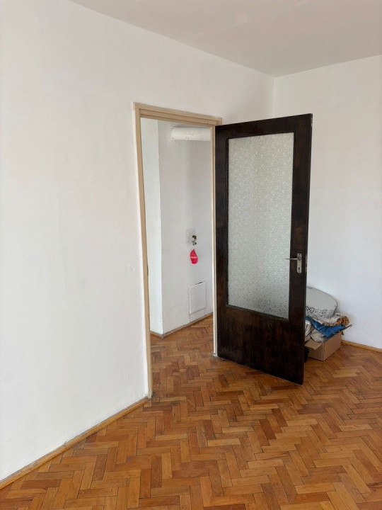 Petre Ispirescu | 2 camere | 50mp | et 9/10 |  centrala proprie | 80.000 euro