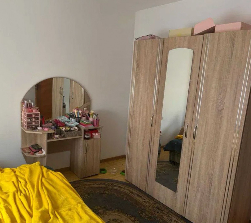 Panduri | 2 camere | 50mp | et 6 | semidec | 140.000 euro