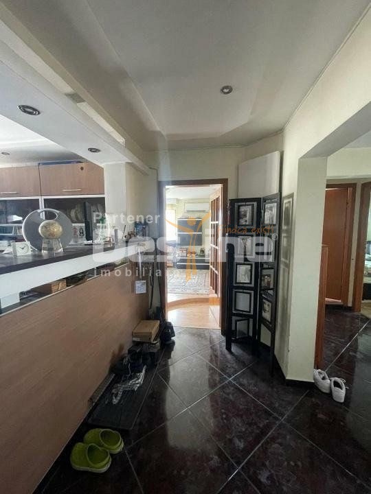 13 Septembrie-Prosper Plazza | 4 camere | 94mp | et 8 | dec | 200.900 euro