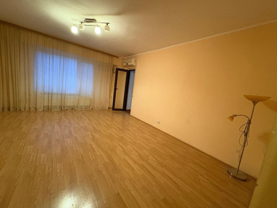 Panduri | 3 camere | 78mp | et 8 | 170.000 euro