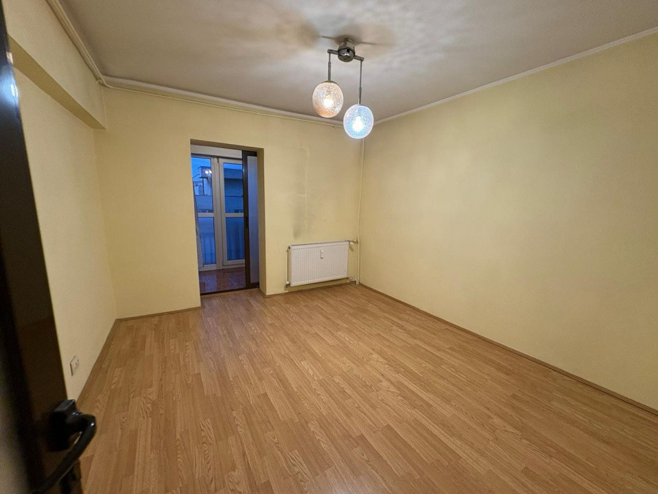 Panduri | 3 camere | 78mp | et 8 | 170.000 euro