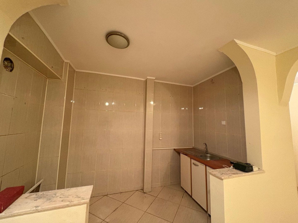 Panduri | 3 camere | 78mp | et 8 | 170.000 euro