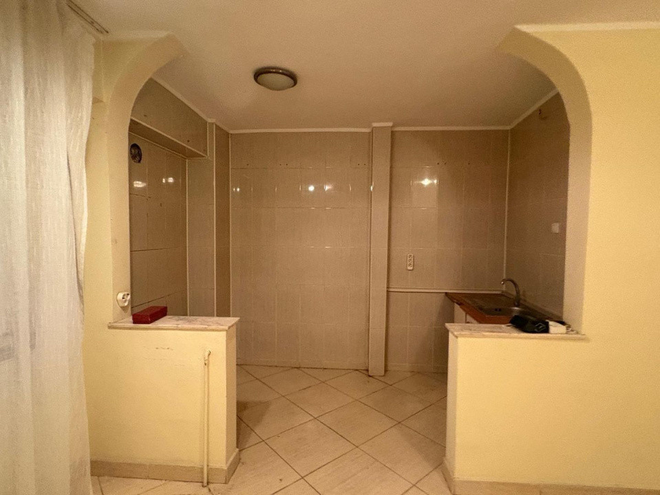 Panduri | 3 camere | 78mp | et 8 | 170.000 euro