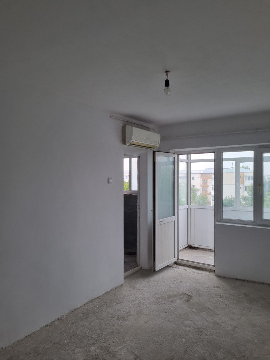 APARTAMENT DE VANZARE