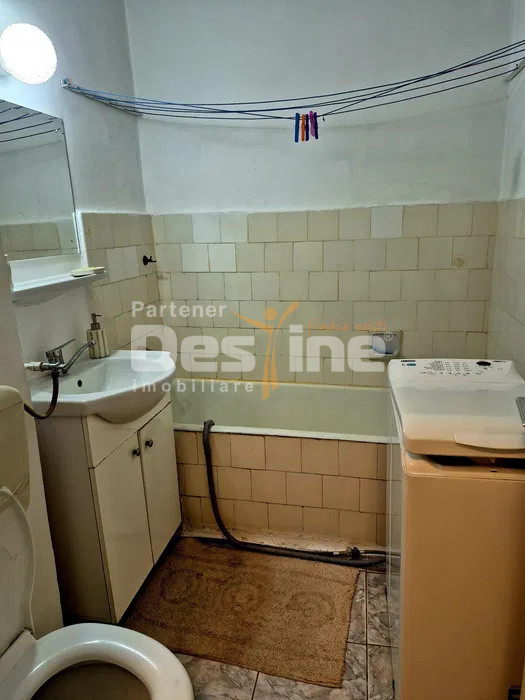 Garsonieră de vânzare – zona Piața Progresu