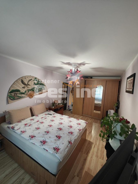 Bârcǎ | 3 camere | 64mp | centrala proprie | loc parcare | 120.000 euro