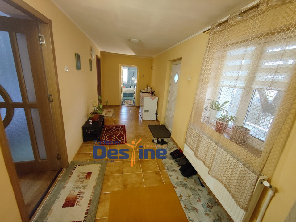 Apartament 2 camere 68 mp + 300mp curte, terasă și beci CUG
